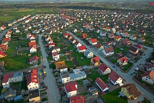 LOTNICZE. Osiedle domów jednorodzinnych w Bartoszycach. warm-maz